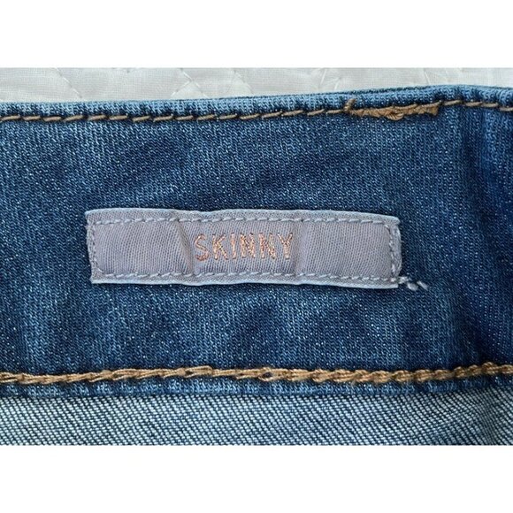 MELISSA McCARTHY Seven7 Jeans - Picture 6 of 10